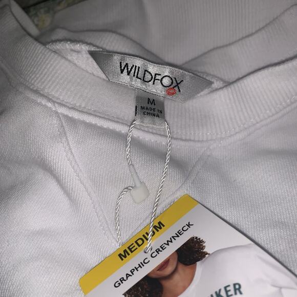 WILDFOX NWT White Long Sleeve "Overthinker" Graphic Crewneck Sweatshirt M - Picture 6 of 7